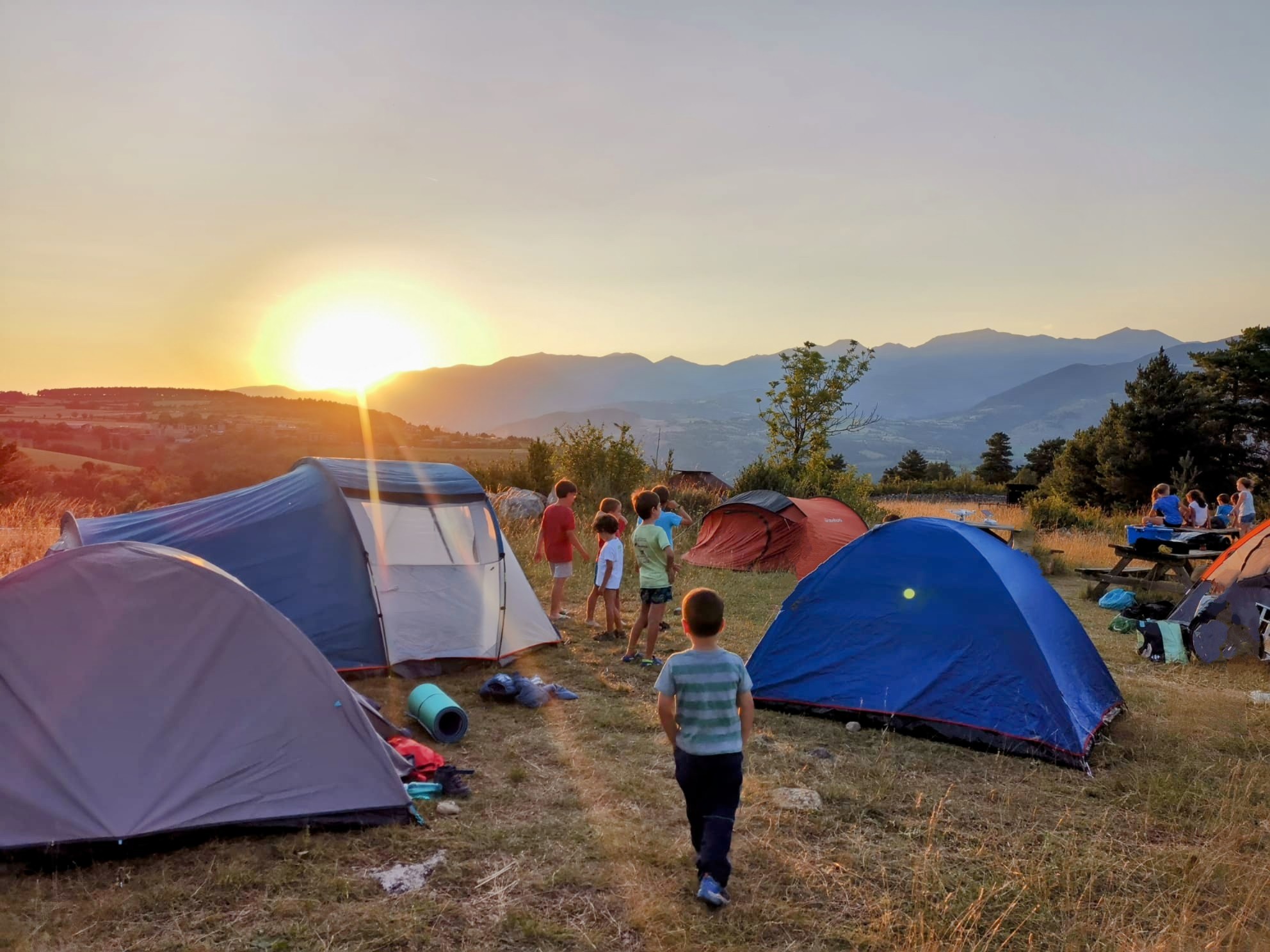 Tendals d'acampada a la muntanya